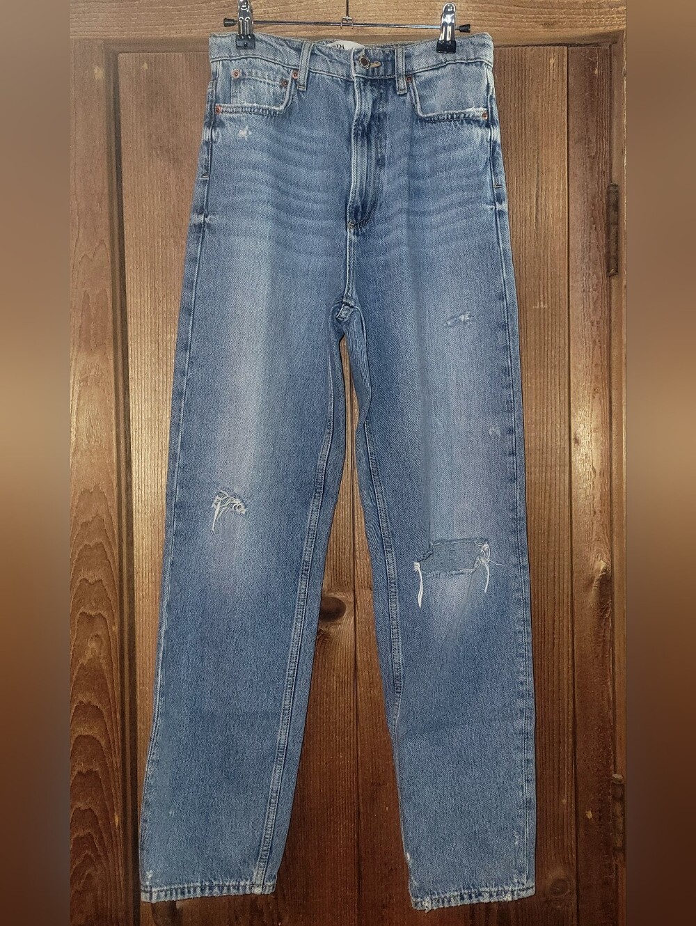 Zara Light Blue Straight-Leg Distressed Mom Jeans